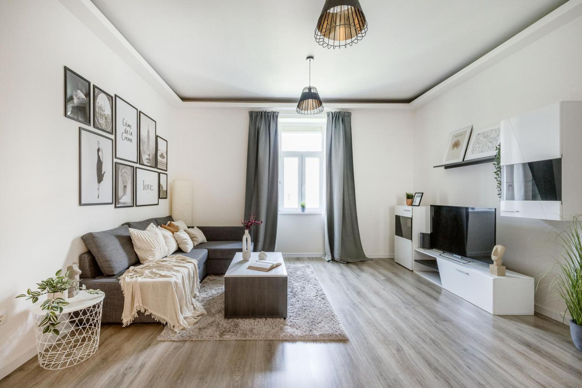 Casadeco Budapest Apt-Stunning New York Cafe View Экстерьер фото